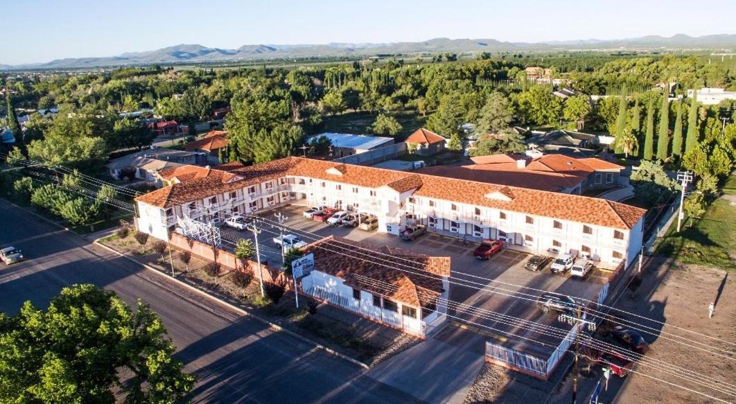 Hotel Dublan Inn Nuevo Casas Grandes Exterior photo